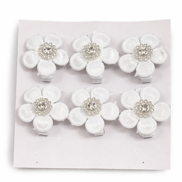 Floricele cu clame 3cm S/6 alb