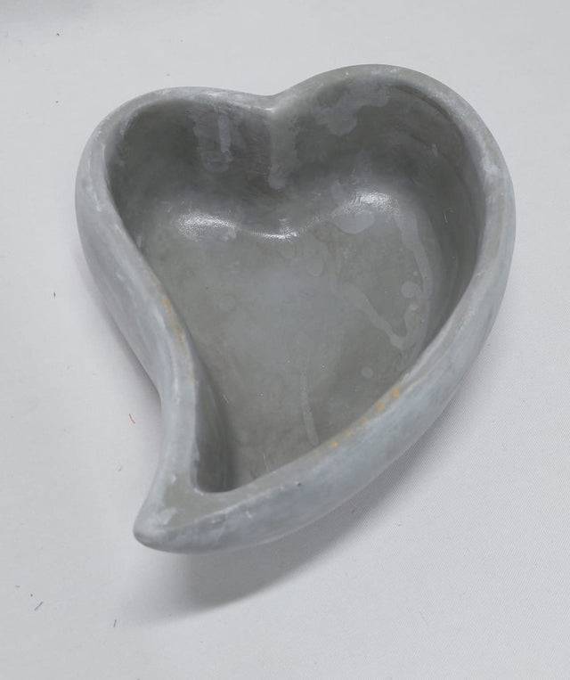 Bol ciment forma inima 25x18x8,5 cm gri