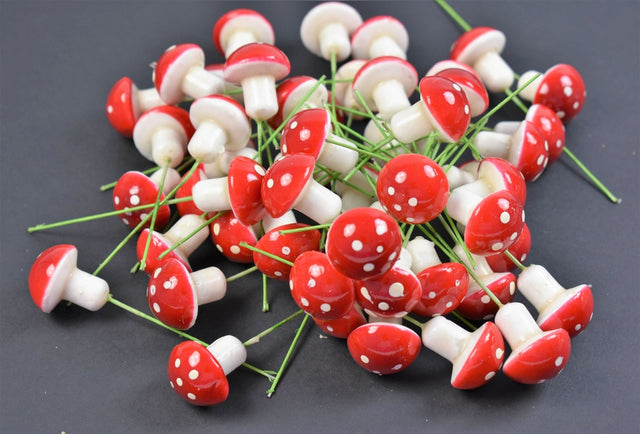 Image for PICK CIUPERCI 3CM ROSU