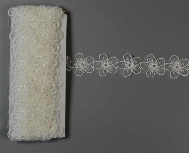 Dantela forma floare 3.5cm