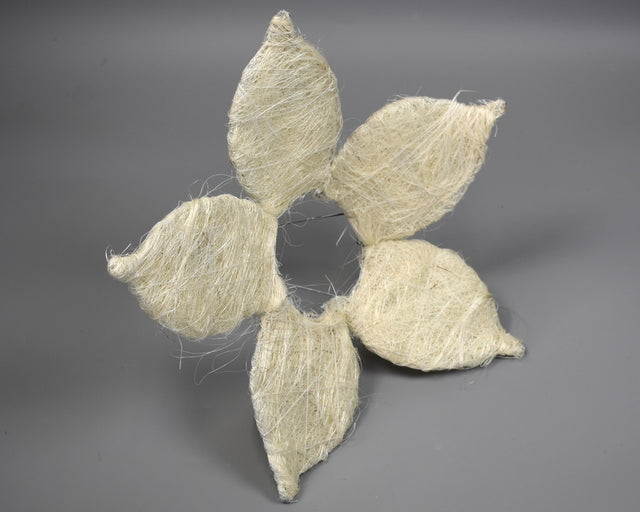 Image for Suport buchet sisal forma floare 25cm alb