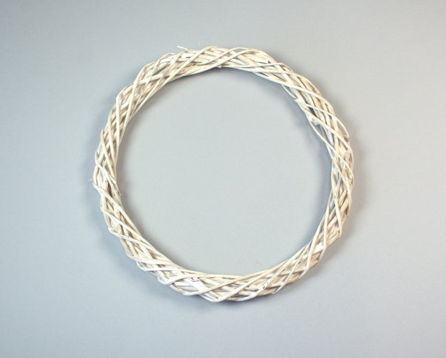 Image for Coronita din nuiele (subtire) 25cm cu chiciura