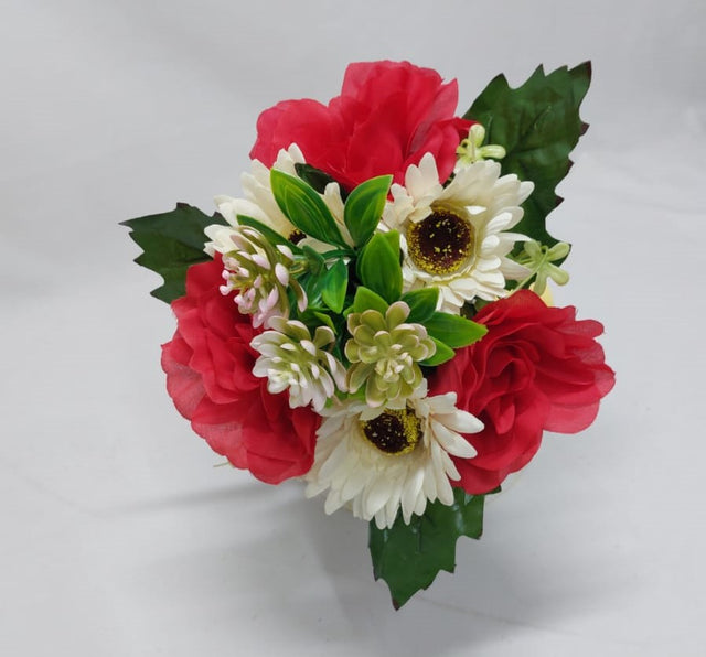 Buchet trandafiri cu gerbera x9 H:33cm rosu