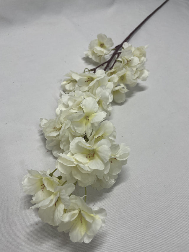 Creanga cu flori de piersica 78cm crem