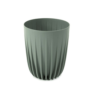 Vase din plastic