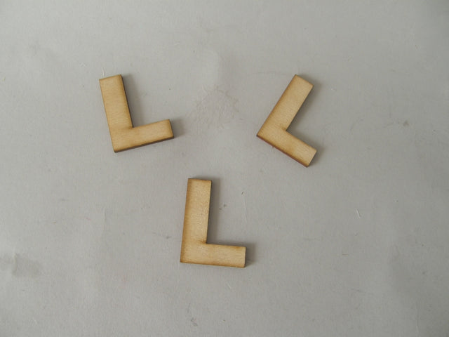 imagine produs Litere din lemn 5cm s/5 lit.l