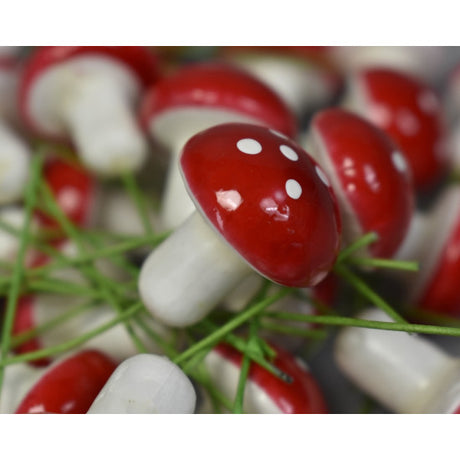 PICK CIUPERCI 3CM ROSU