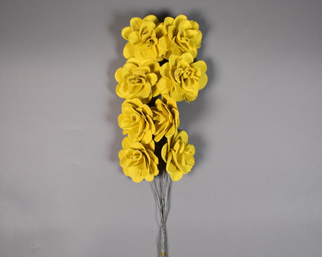 Image for Trandafiri din lemn 6cm vopsit galben