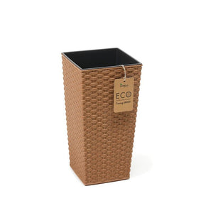 Vase din plastic